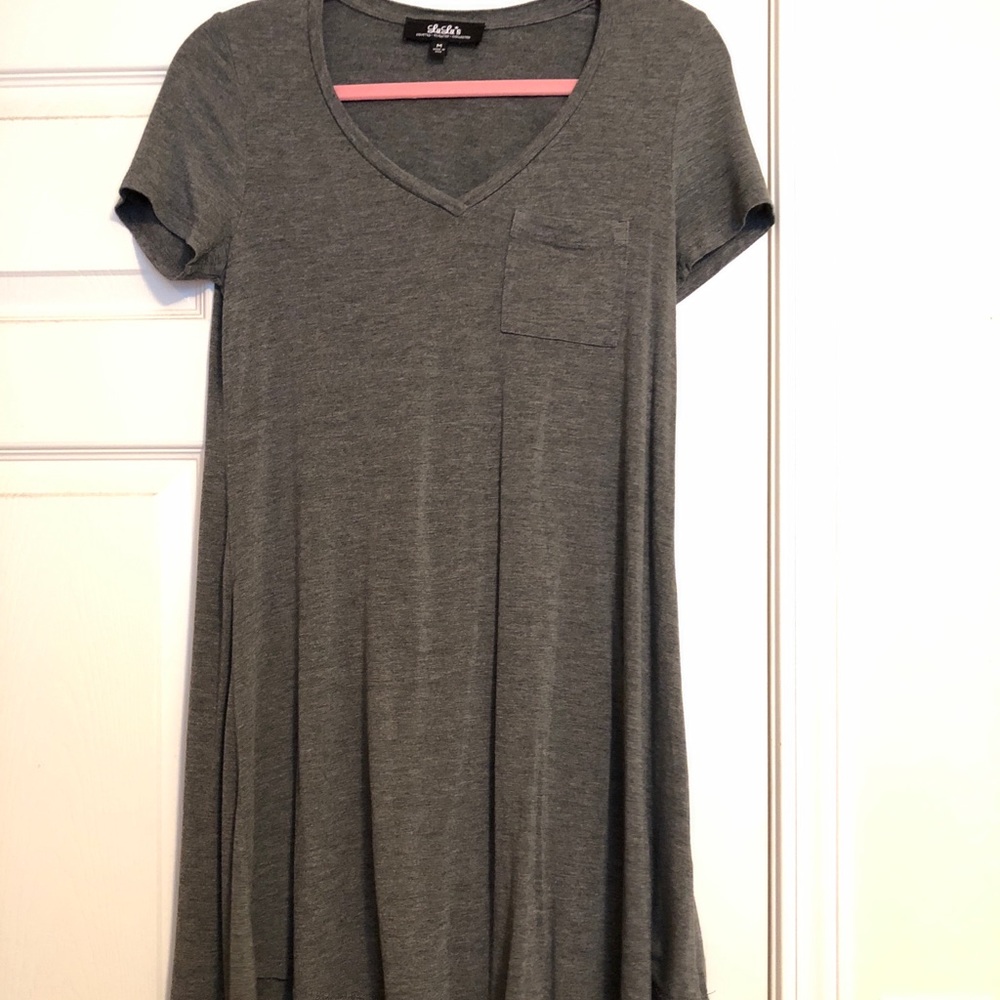 Lulus v neck T-shirt dress with pocket detail